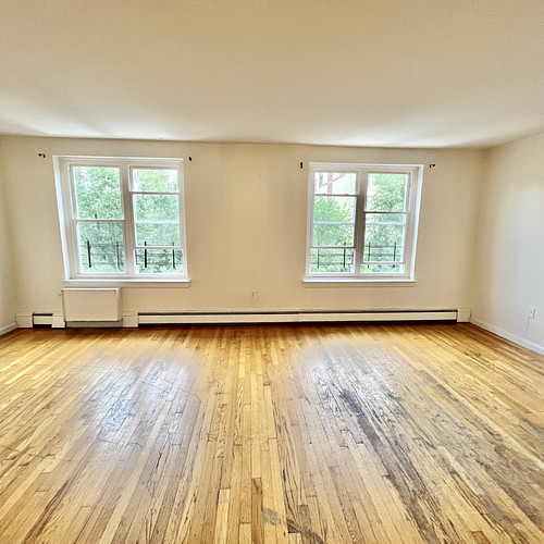 762 Elton Ave