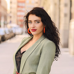 Alexandra Barnhart - Licensed Real Estate Salesperson at Nooklyn